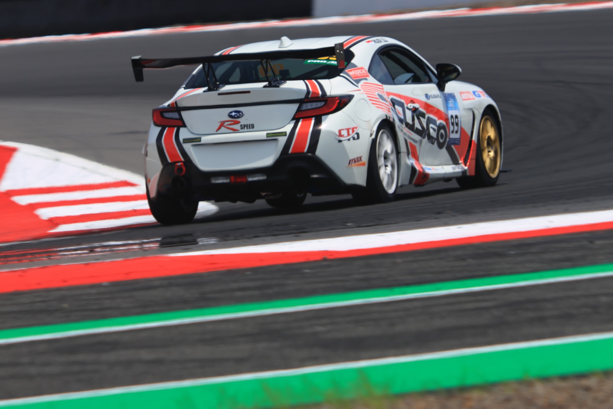 CUSCOレースサポートの瞬間 5